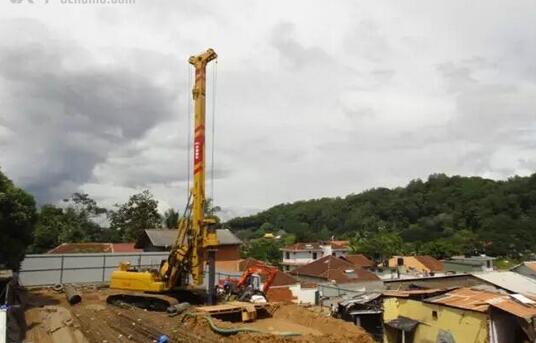 旋挖鉆機(jī)各種鉆進(jìn)方式介紹.jpg 旋挖鉆機(jī)各種鉆進(jìn)方式介紹.jpg