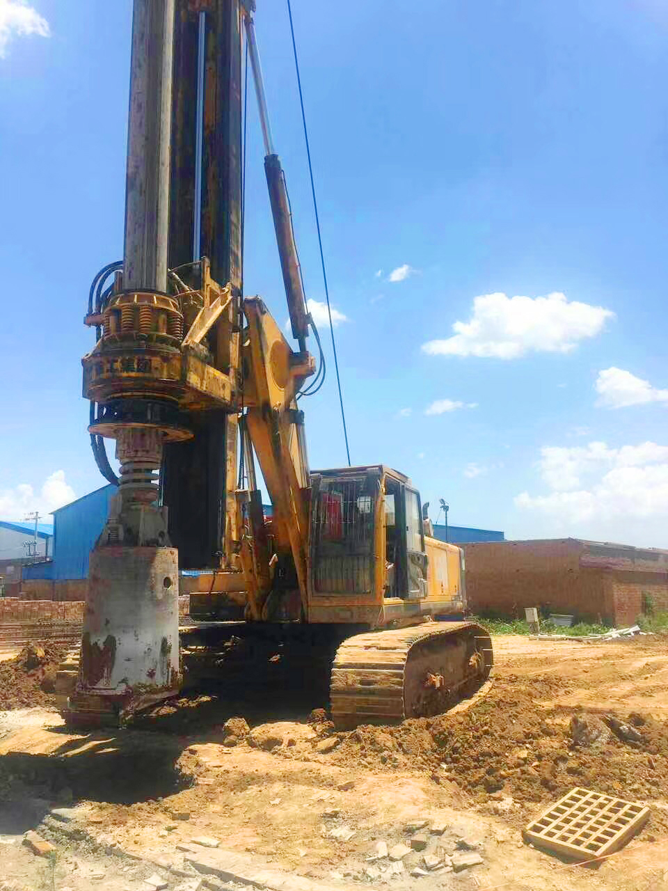 南京無(wú)限達(dá)徐工旋挖機(jī)出租.jpg 南京無(wú)限達(dá)徐工旋挖機(jī)出租.jpg